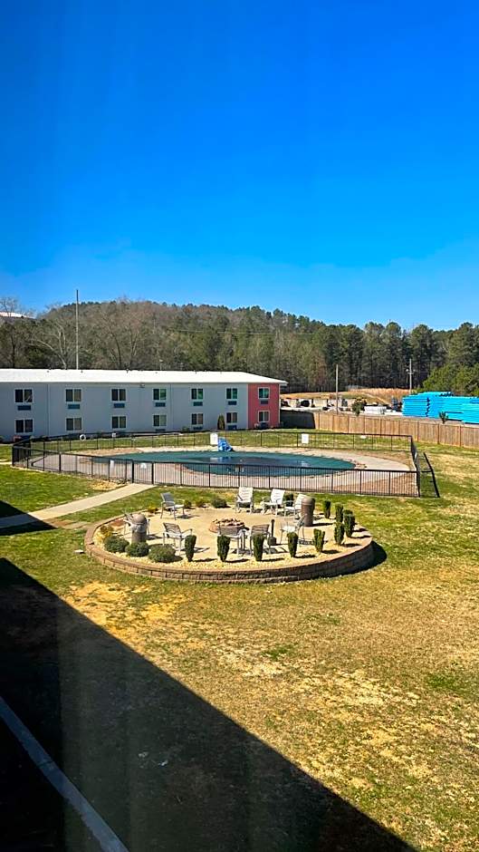 Motel 6-White, GA - Cartersville