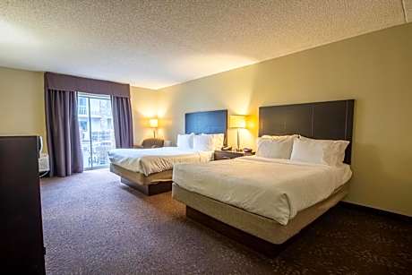 Suite with Two Queen Beds