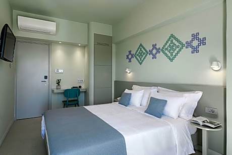 Double or Twin Room with City View