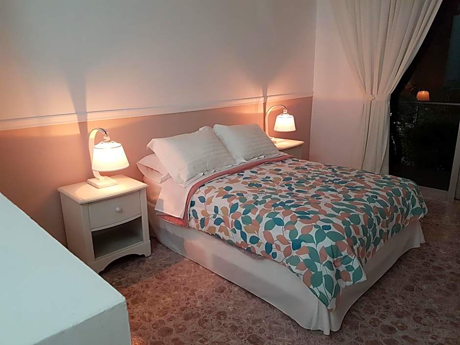 Hotel Posada Greco American Embassy