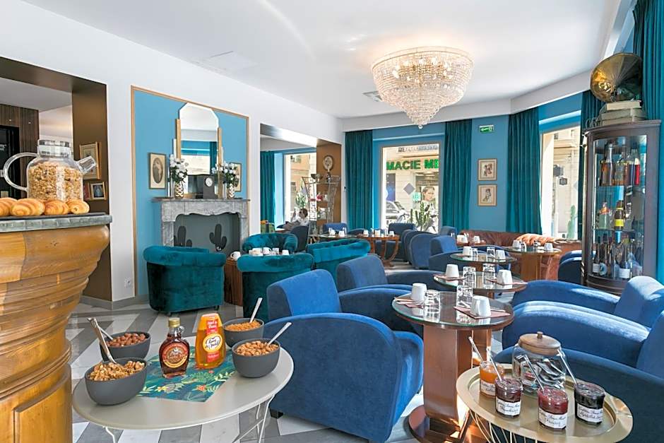 The Jay Hotel by HappyCulture