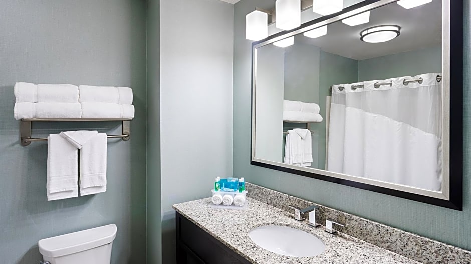 Holiday Inn Express and Suites - Stroudsburg By IHG