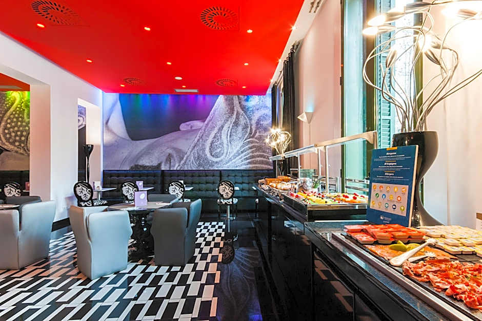 Paseo de Gracia Hotel, Sonder