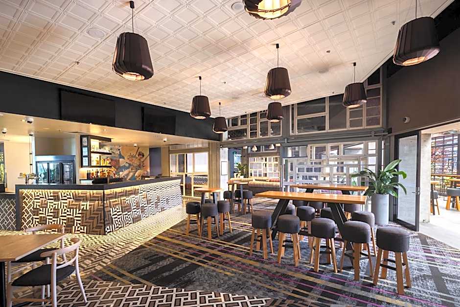 voco Gold Coast By IHG