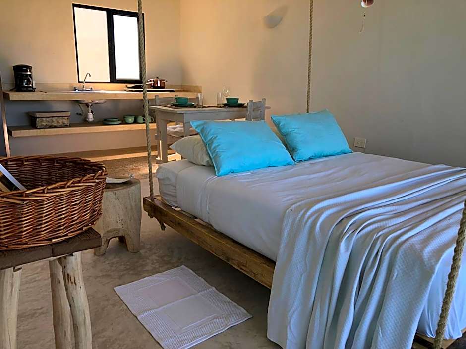 LunArena Barefoot Hotel