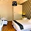 Super Balmes Guest House