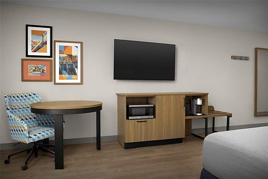 Hampton Inn Lenoir City