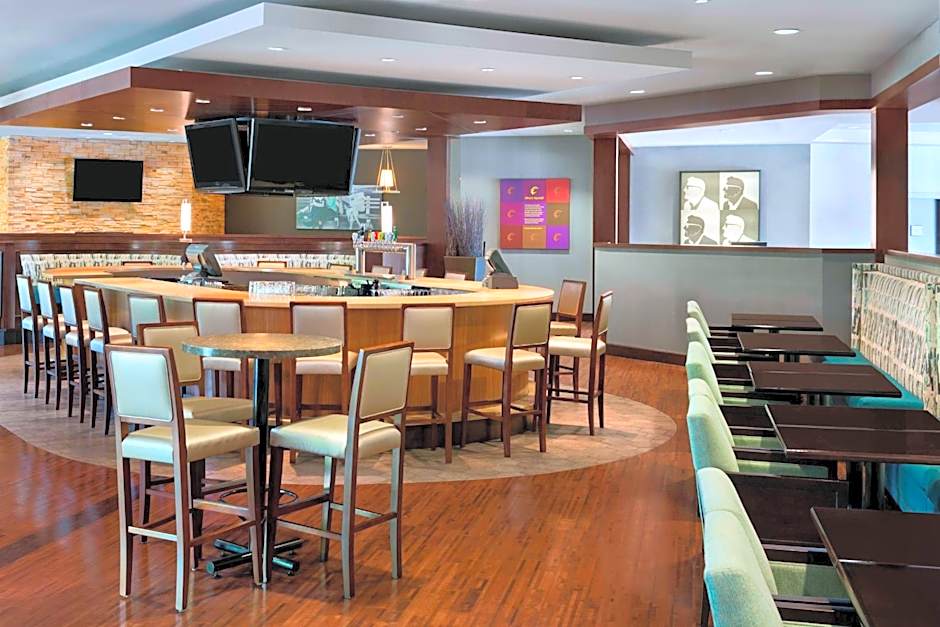 Sheraton Vancouver Airport Hotel