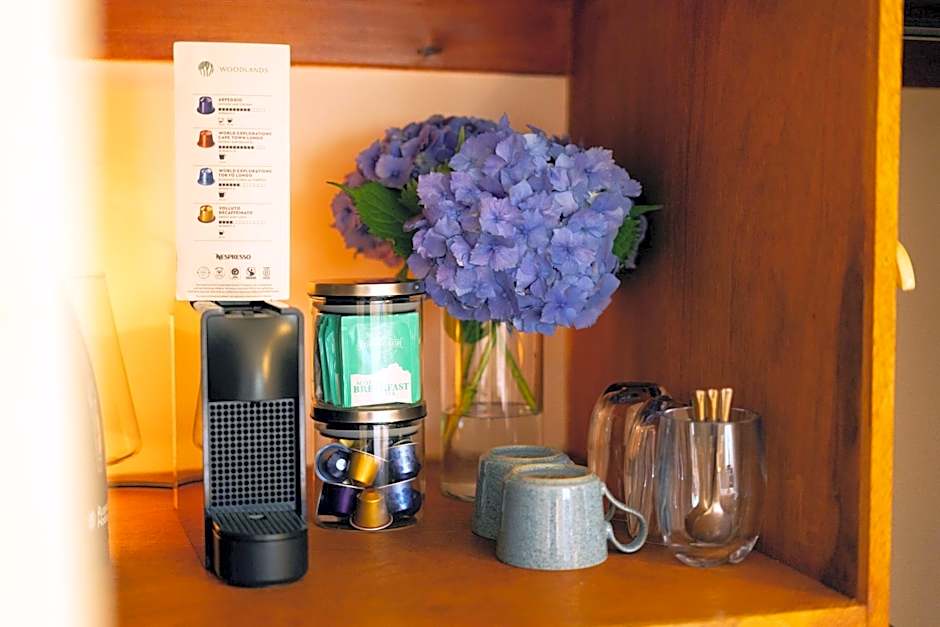 Woodlands House with Hot Tub