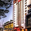 ibis Melbourne Hotel and Apartments