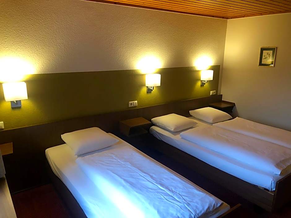 Photo 1 of 5 of Triple Room