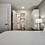 WaterWalk Extended Stay by Wyndham Kansas City - Overland Pk