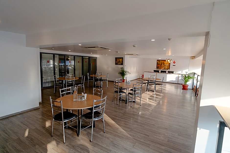 HOTEL ASRANI INTERNATIONAL