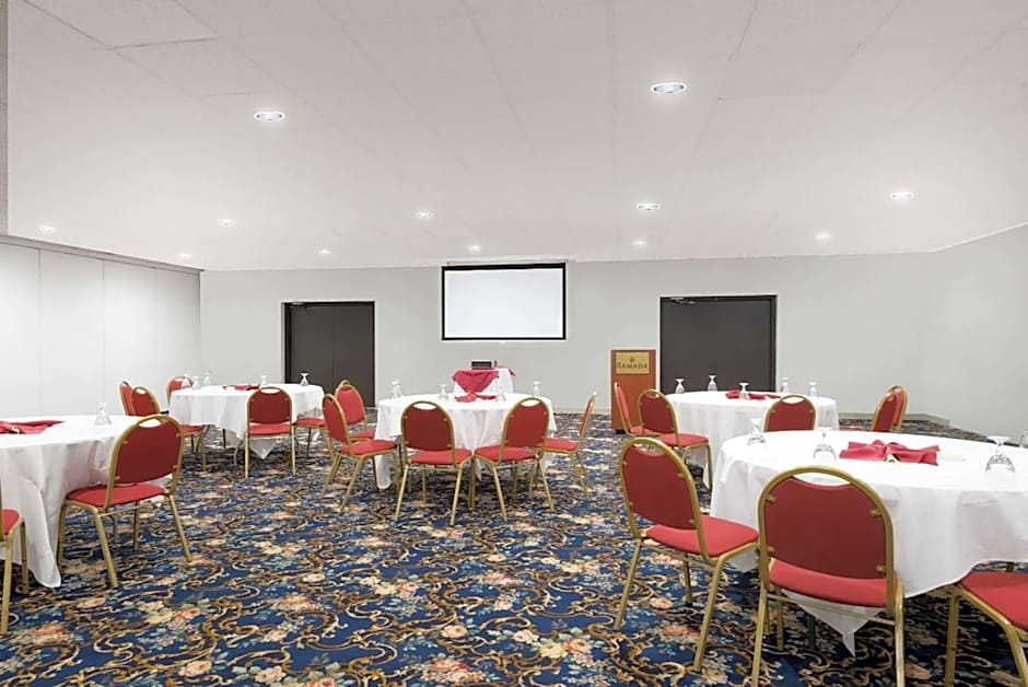 Ramada by Wyndham Watertown/Thousand Islands NY
