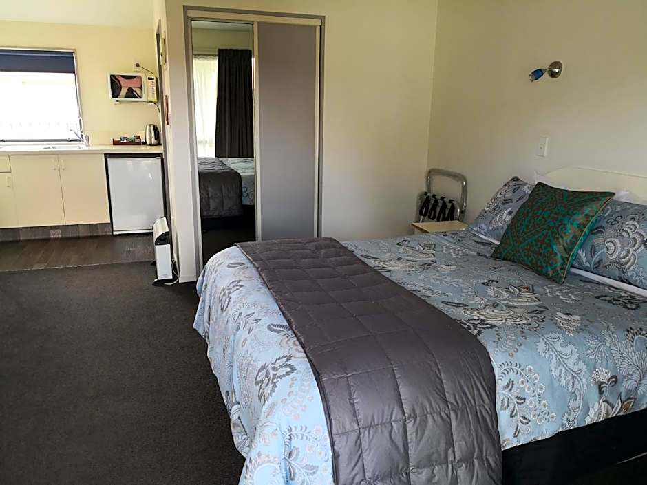 Annabelle Court Motel