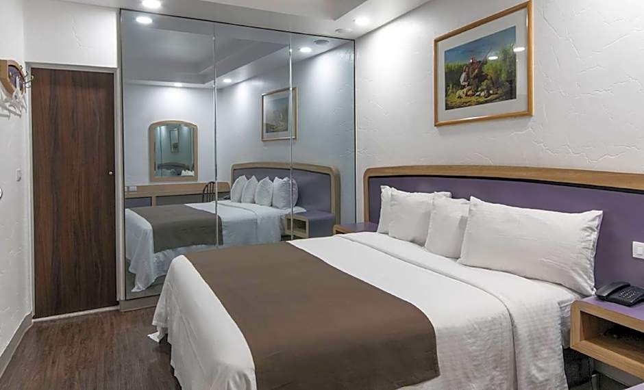 Hotel Menara