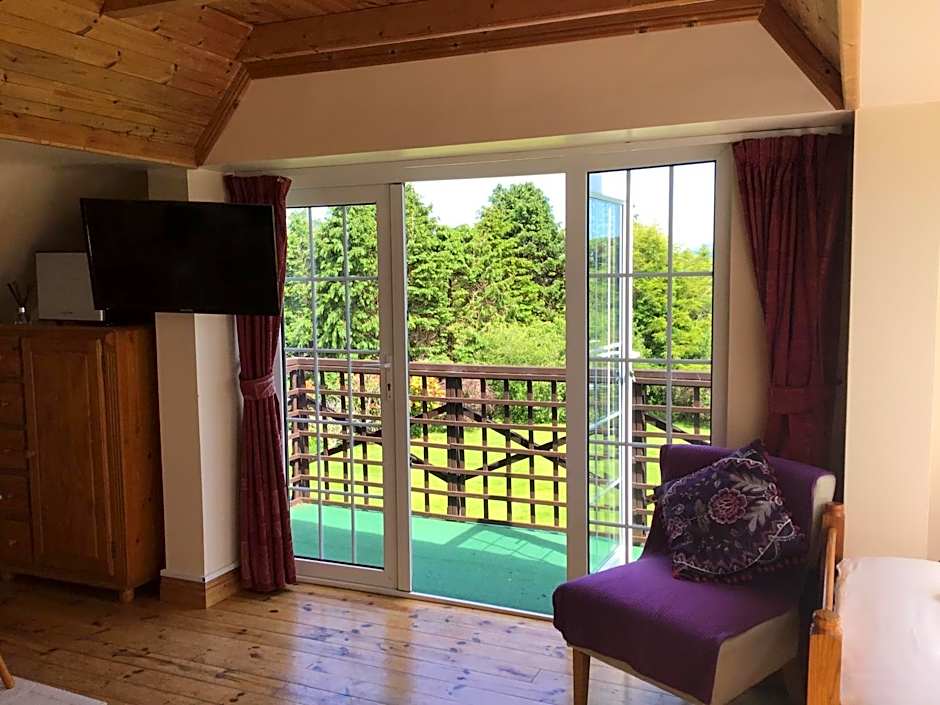 Aran Lodge