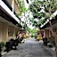 Dee Mansion