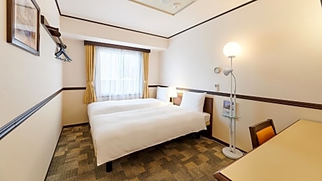 Standard Twin Room - Non-Smoking