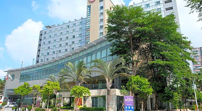 Evergreen Plaza Hotel