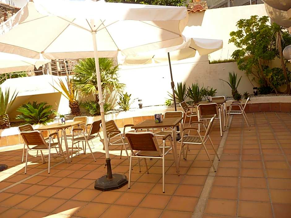 Hotel Atalaya II