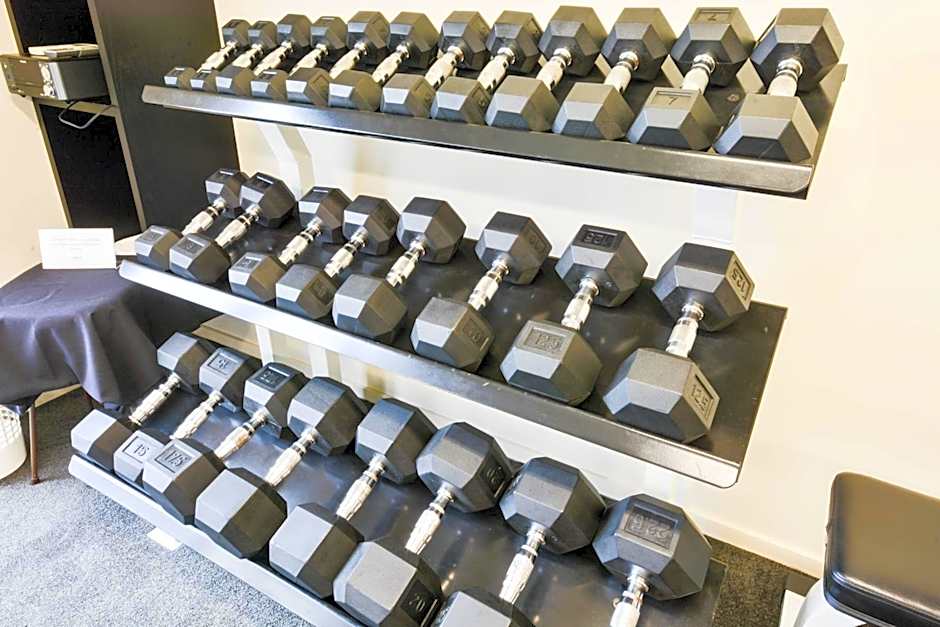 Chateau Marlborough Hotel