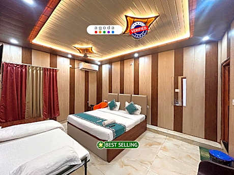 Goroomgo Ramayana Grand Hotel Ayodhya