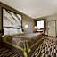 Super 8 by Wyndham Chatsworth/Dalton
