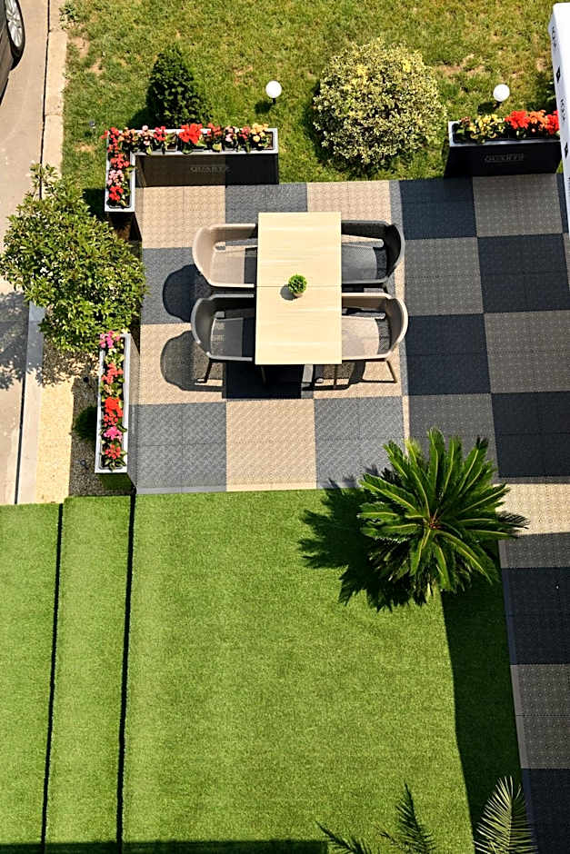 Quartz Boutique Hotel