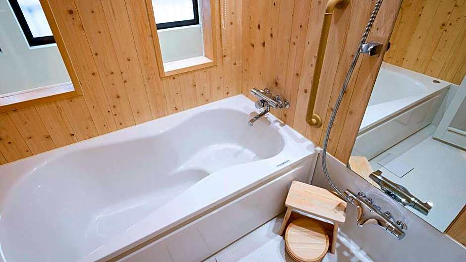 Mibu-Juku Muslim Friendly Easy access to Kyoto STA