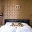 The Henry Self Check-In Guesthouse