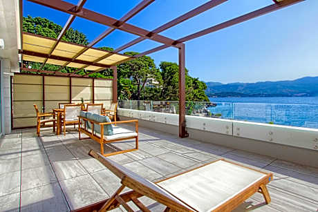 Premium Two bedroom suite with sea view