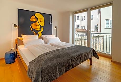 ANA Suites Augsburg City Center - Self-Service-Hotel