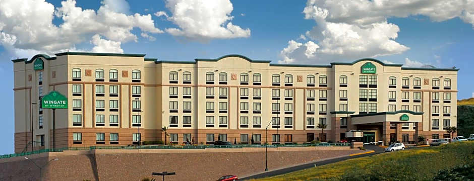 Wingate by Wyndham Chihuahua