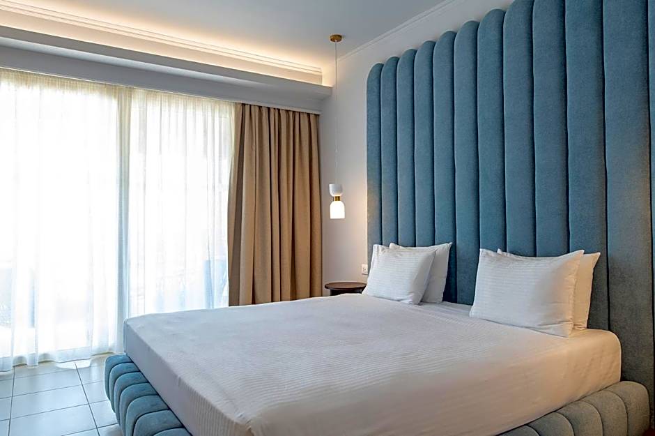 Grand Blue Beach Hotel