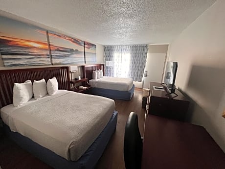 Double Room with Roll in Shower - Non-Smoking