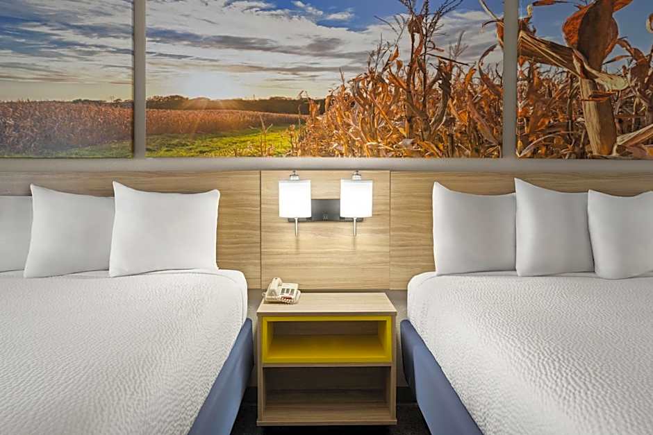 Days Inn by Wyndham Jamestown