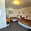 OYO Sandman Inn