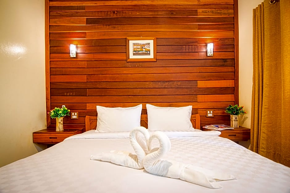 NonNee Lampang Hotel