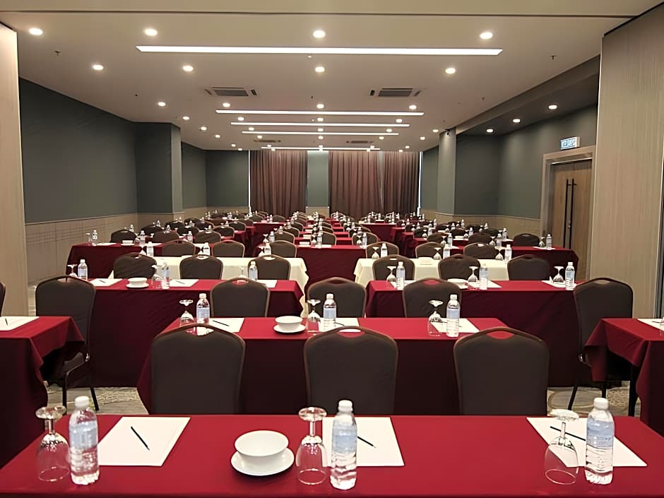Nexus Business Suite Hotel