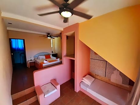 Triple Room with Terrace