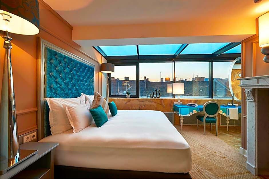 Aria Hotel Budapest by Library Hotel Collection