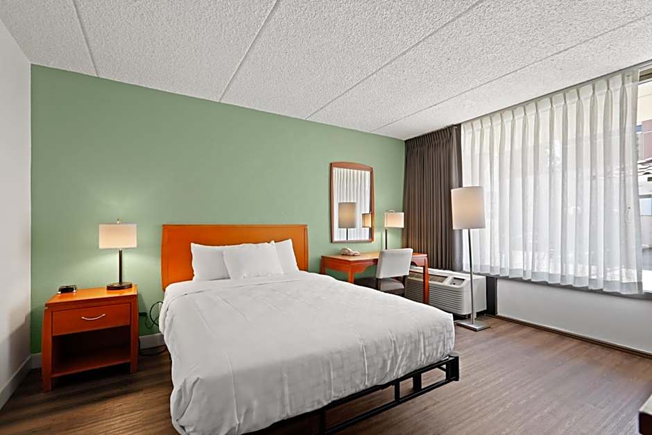 Vagabond Inn Executive Old Town