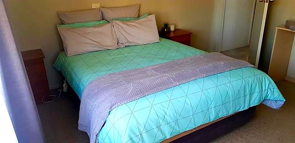 Echo Beach Tourist Park