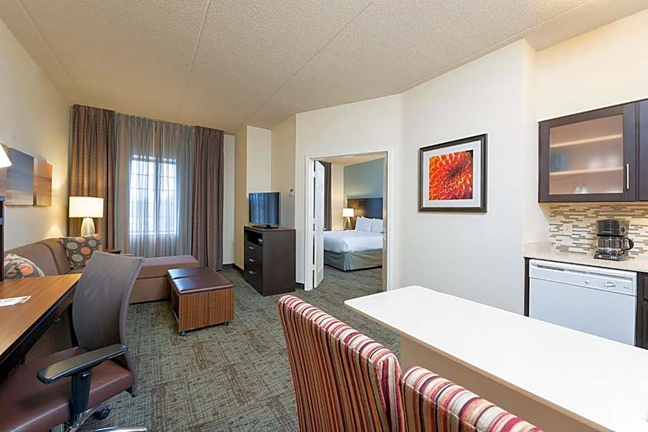 Staybridge Suites Chicago-Oakbrook Terrace By IHG