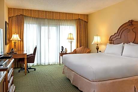 King Room - Hearing Accessible