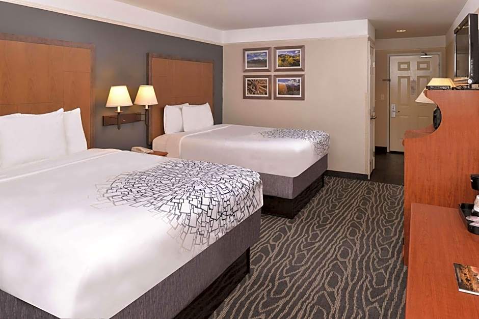 La Quinta Inn & Suites by Wyndham Ruidoso Downs