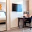 AC Hotel by Marriott Paris Porte Maillot
