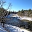 Petawawa River Inn & Suites