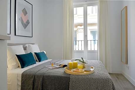 Apartment with Balcony